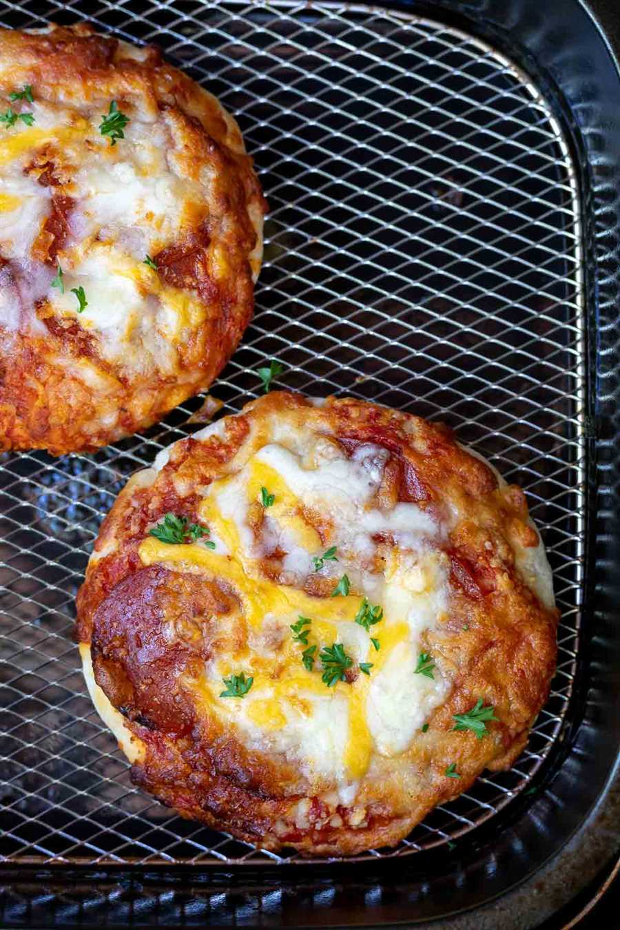 The benefits of cooking pizza in an air fryer