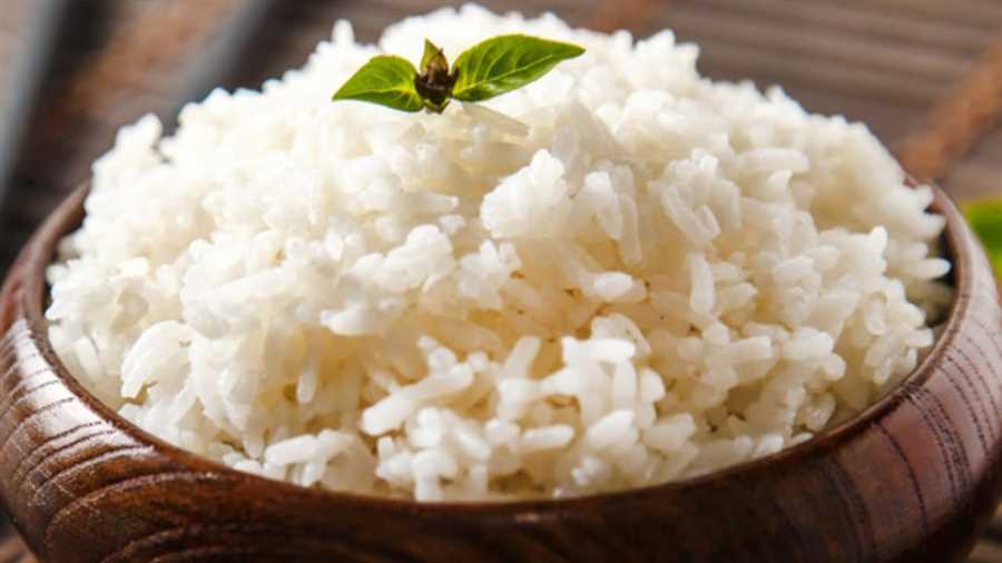 undefinedPreventing Food Poisoning</strong>“></p>
<p>To prevent food poisoning from cooked rice, it is important to follow appropriate food safety guidelines. After cooking rice, it should be immediately cooled and stored in airtight containers in the refrigerator. Rice should not be left at room temperature for more than two hours.</p>
<p>If you need to keep cooked rice out for an extended period of time, such as during a buffet or party, it must be kept at a temperature above 140°F (60°C) to prevent bacterial growth. Using a heat source, such as a chafing dish or slow cooker, can help keep the rice hot and safe to consume.</p><div class='code-block code-block-2' style='margin: 8px 0; clear: both;'>
<div class=