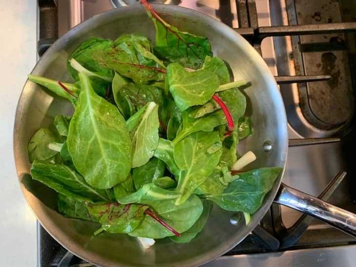 Pros of cooking spring mix: