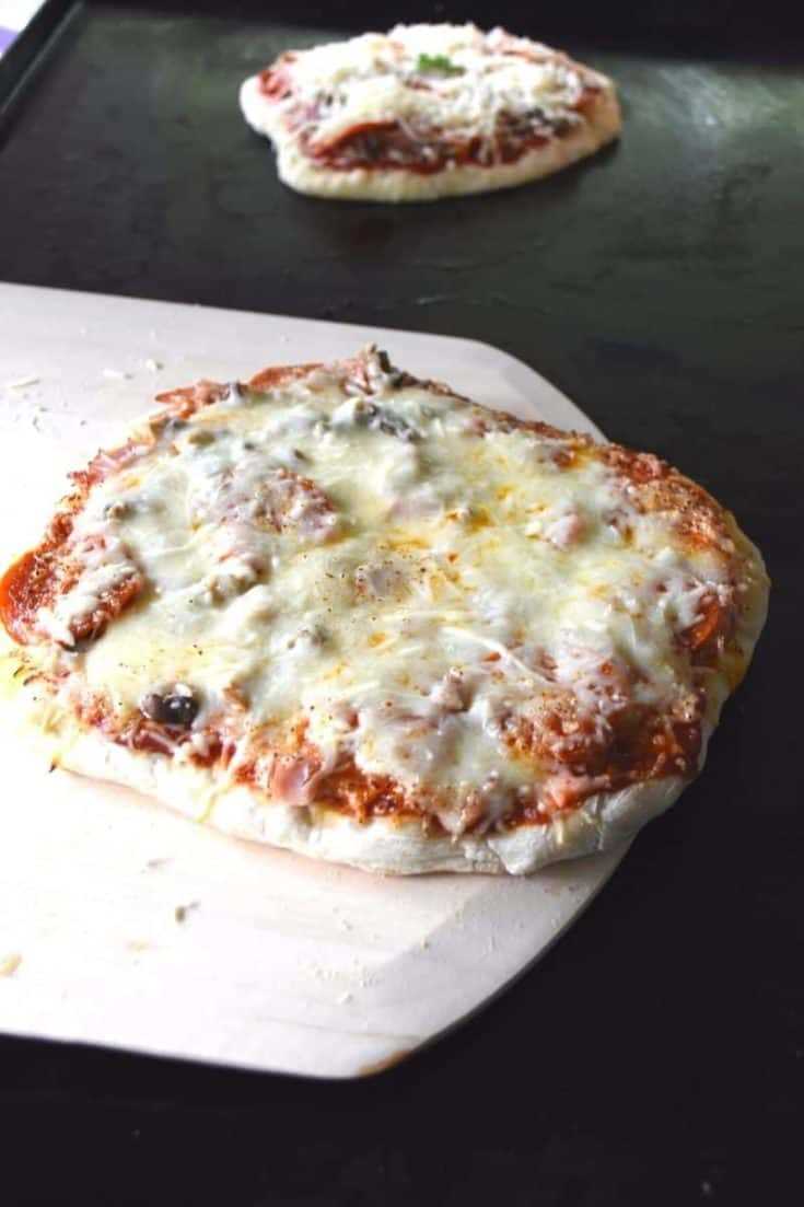 How to Cook a Frozen Pizza on a Blackstone Griddle