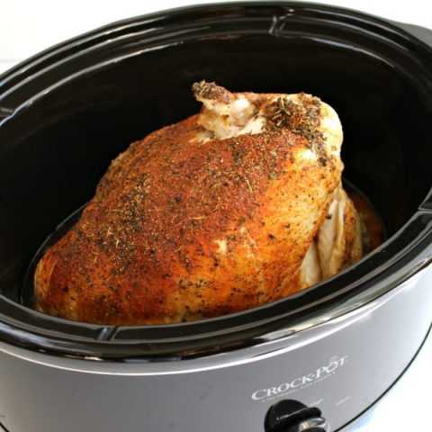 How to Prepare a Whole Turkey for Crock Pot Cooking