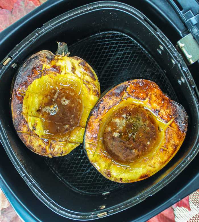 How to Cook Acorn Squash in an Air Fryer