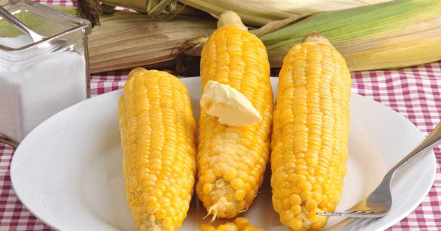 How to Cook Corn in the Microwave