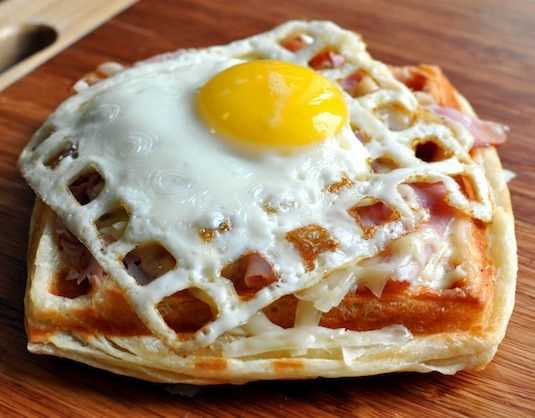 How to Cook an Egg in a Waffle Maker