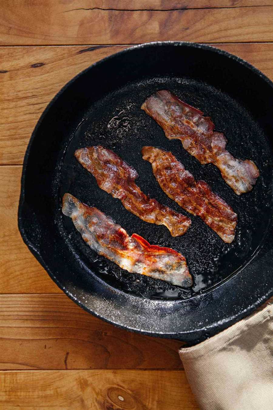 Boiling bacon: a step-by-step guide: