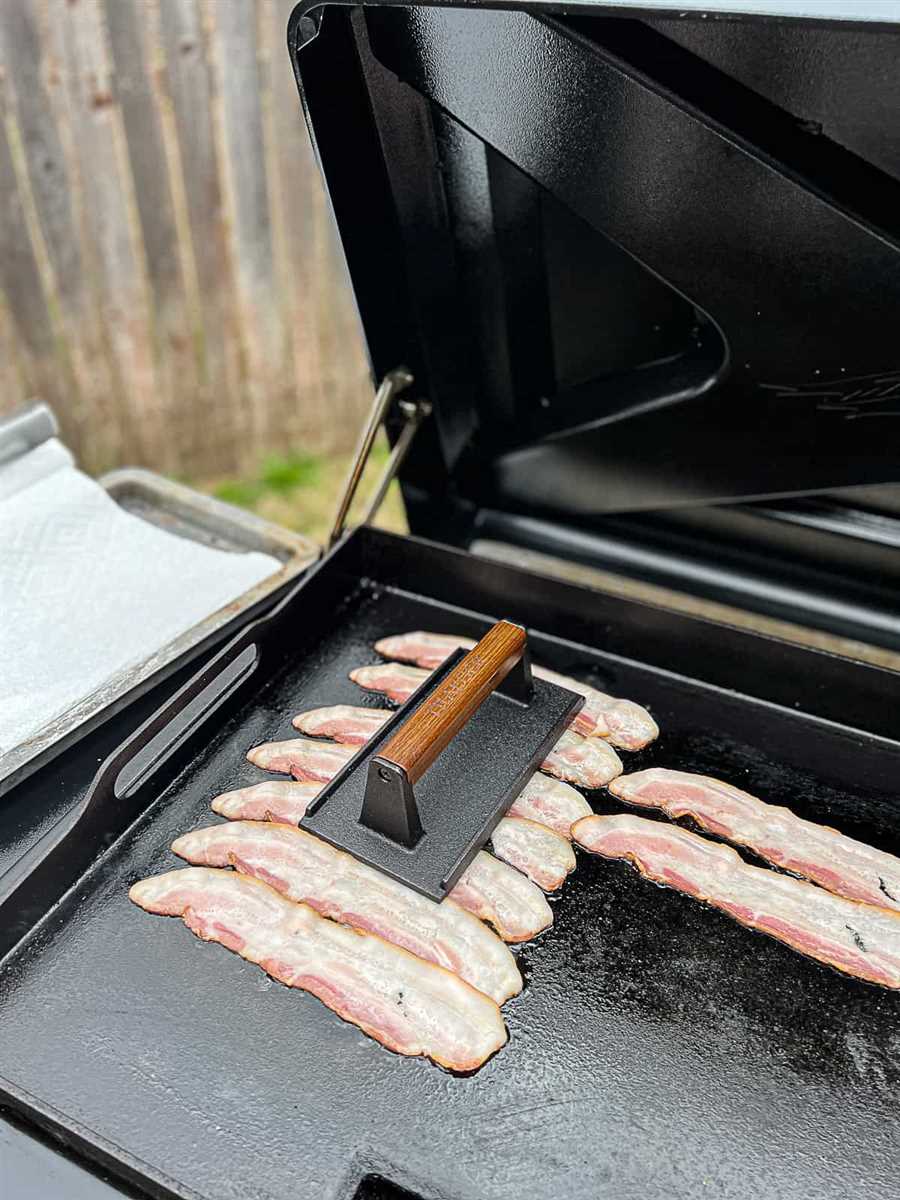 Tips for Grilling Bacon on Charcoal