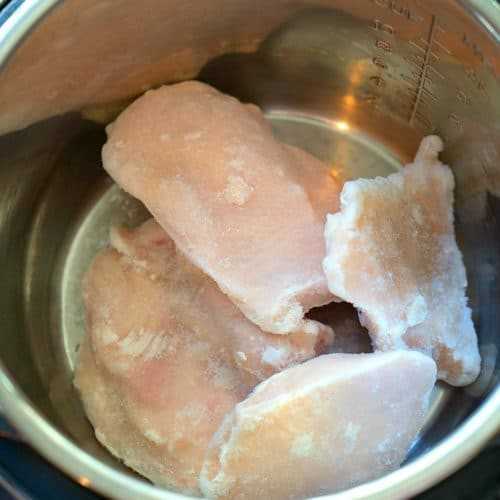 Frozen Chicken: How to Cook it Perfectly in a Pan