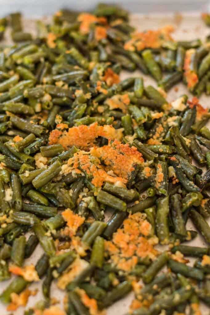 4. Spread the green beans on a baking sheet