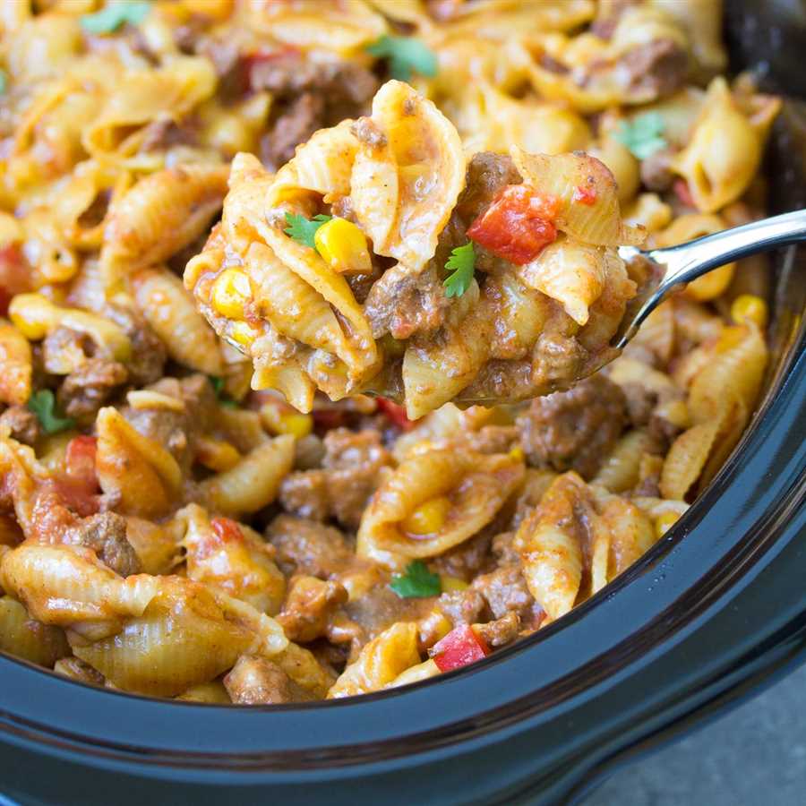 1. Creamy Slow Cooker Mac and Cheese