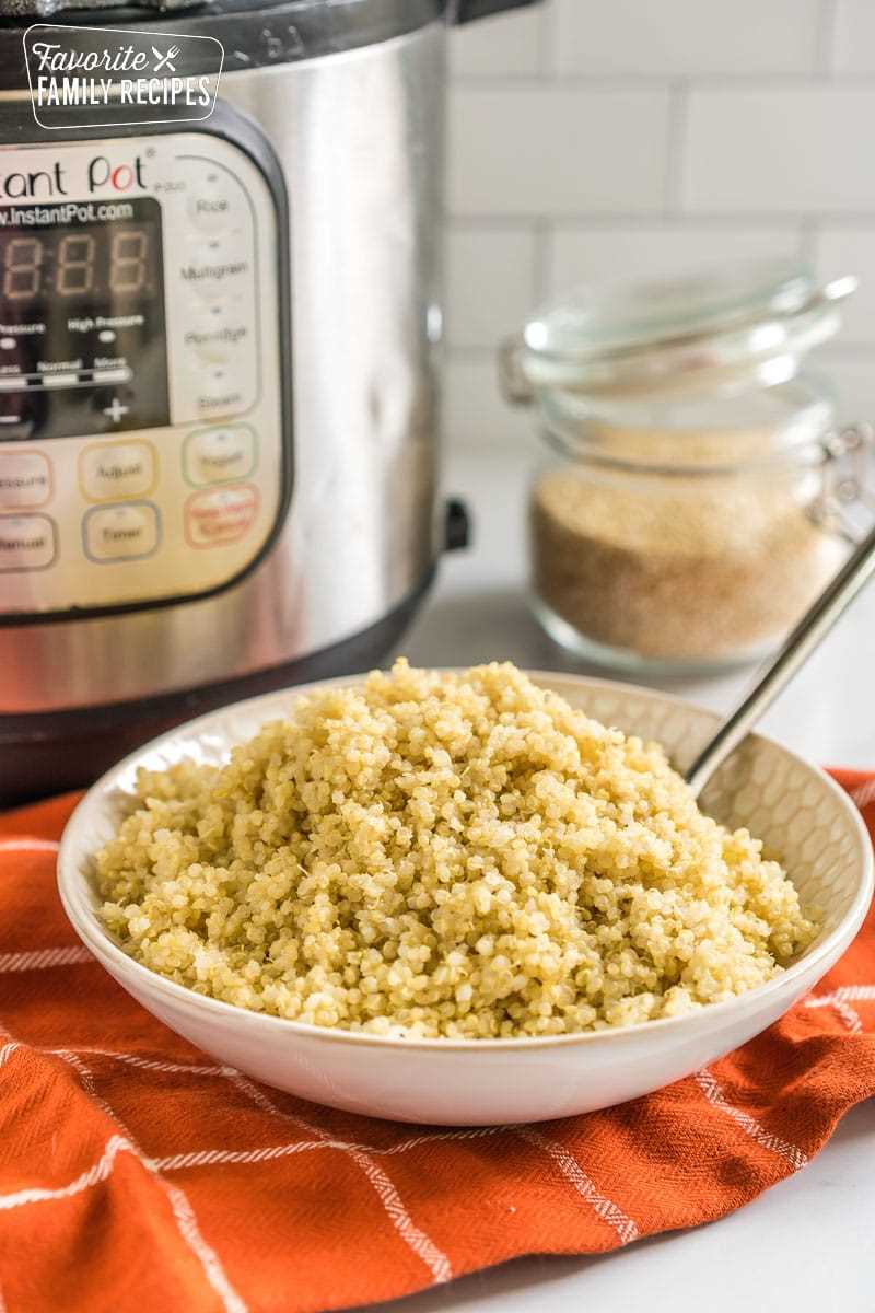 2. Quinoa and Vegetable Stir-Fry