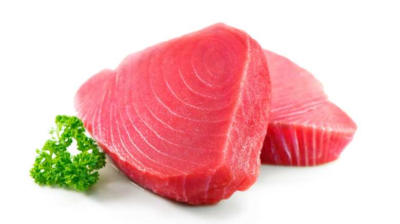 Is Eating Raw Tuna Safe?