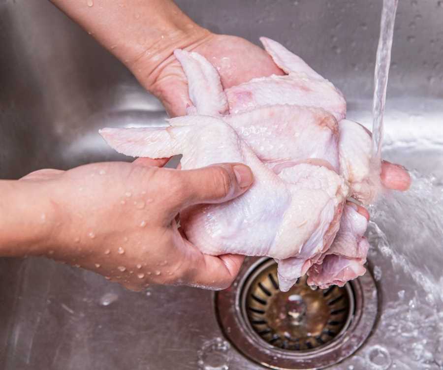 Rinsing under cold water