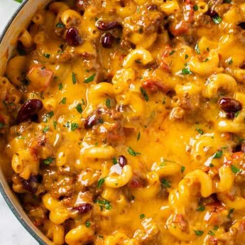 Can you add uncooked macaroni to chili?