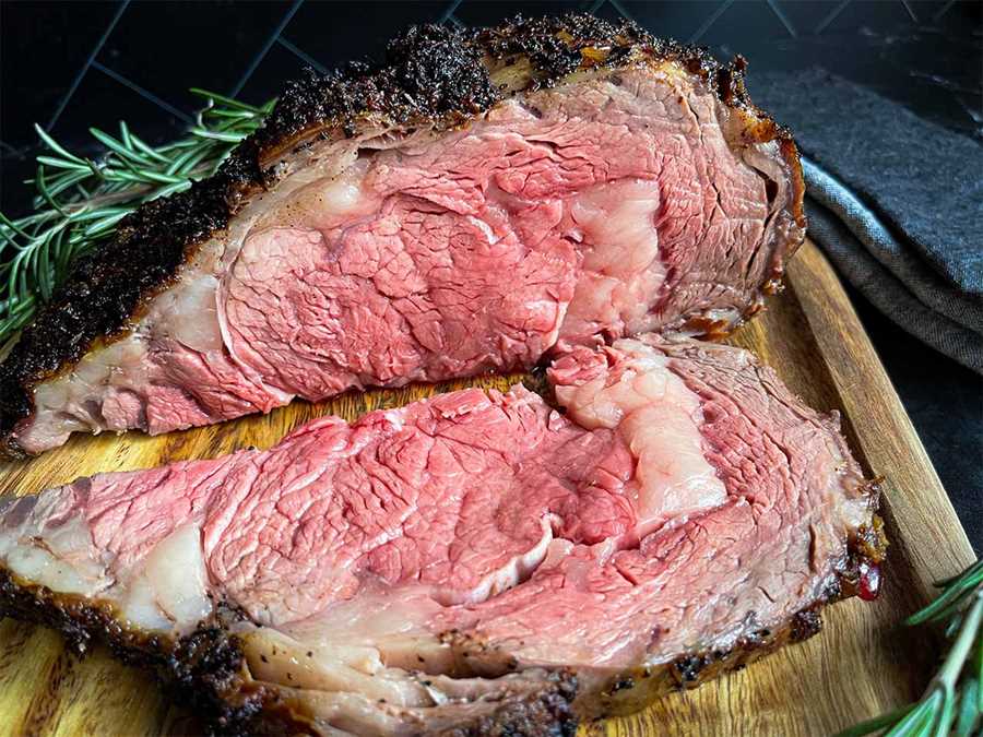 Benefits of Cooking Prime Rib Covered